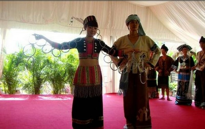 布隆賽鄉(xiāng)村