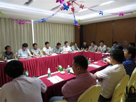 全省農(nóng)機(jī)推廣工作會(huì)議在海口召開