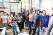 12國學(xué)員學(xué)習(xí)熱農(nóng)技術(shù)