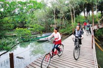 繽紛一夏 玩轉(zhuǎn)椰鄉(xiāng)